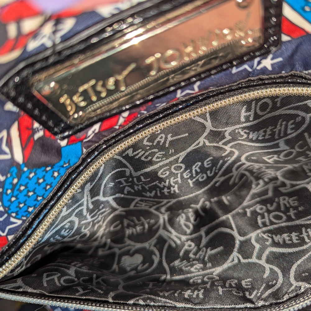 Betsey Johnson Patriotic Skull Crossbody Bag - Picture 7 of 8